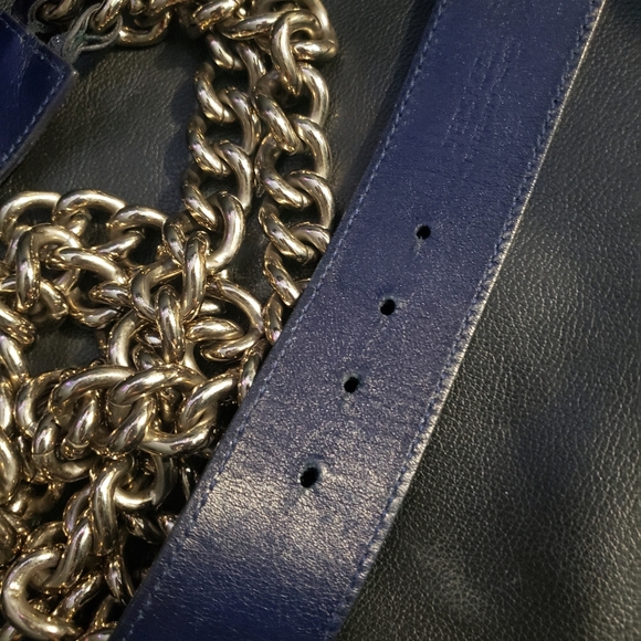 GIANNI VERSACE COUTURE CHAIN & NAVY PATENT LEATHER BELT | RARE |SIZE 90/36 - Picture 8 of 9